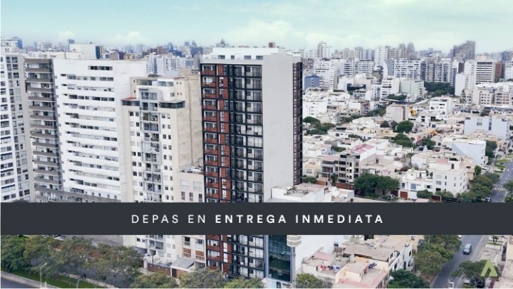 Fachada principal del proyecto Esencial en Lince
